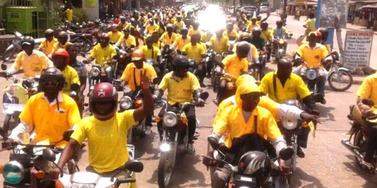 Numérique, modernisation de la mobilité urbaine et enjeux économiques pour le Bénin : Zémidjans : une activité essentielle à la croissance à mieux structurer