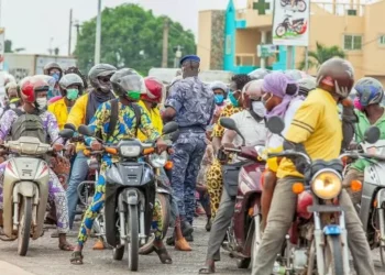 Contrôles routiers renforcés au Bénin: Motocyclistes, les bons réflexes à adopter au guidon