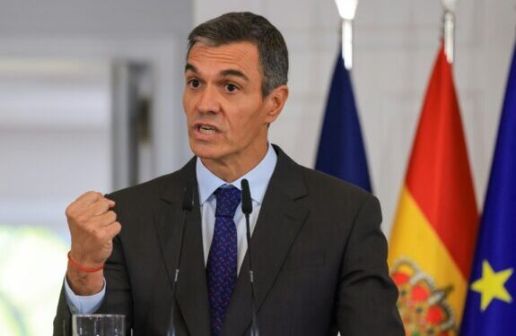 Espagne : Pedro Sánchez convoque des élections anticipées après le revers sur le logement
