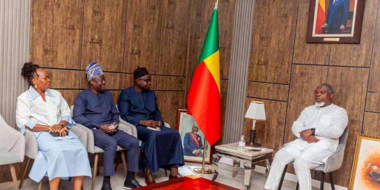 Droits humains et liberté de presse au Bénin : Edouard Loko en parle avec le président de la CBDH