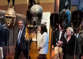 Visite d&rsquo;une délégation du Bénin au musée du Quai Branly : restitutions et coopération patrimoniale au cœur des échanges