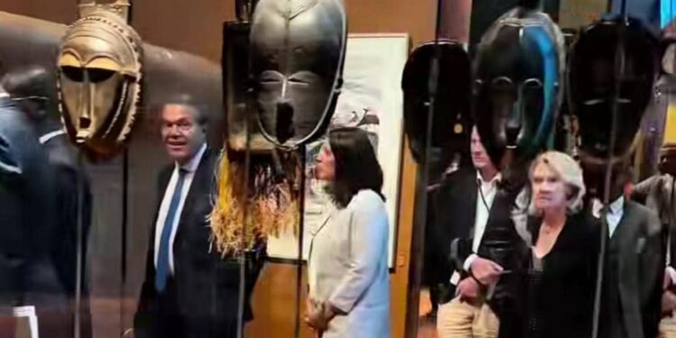 Visite d’une délégation du Bénin au musée du Quai Branly : restitutions et coopération patrimoniale au cœur des échanges