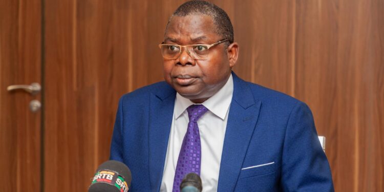Célébration de la 33e journée mondiale des enseignants au Bénin: Le Ministre Clément Adéyèmi Kouchadé rend hommage aux acteurs de l&rsquo;éducation