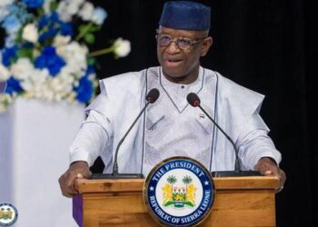 Sierra Leone : Le Président Julius Maada Bio présente les excuses de l’État et renonce à un troisième mandat