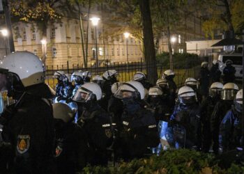 Crise institutionnelle en Europe: Pologne, le pouvoir au bord de l’affrontement